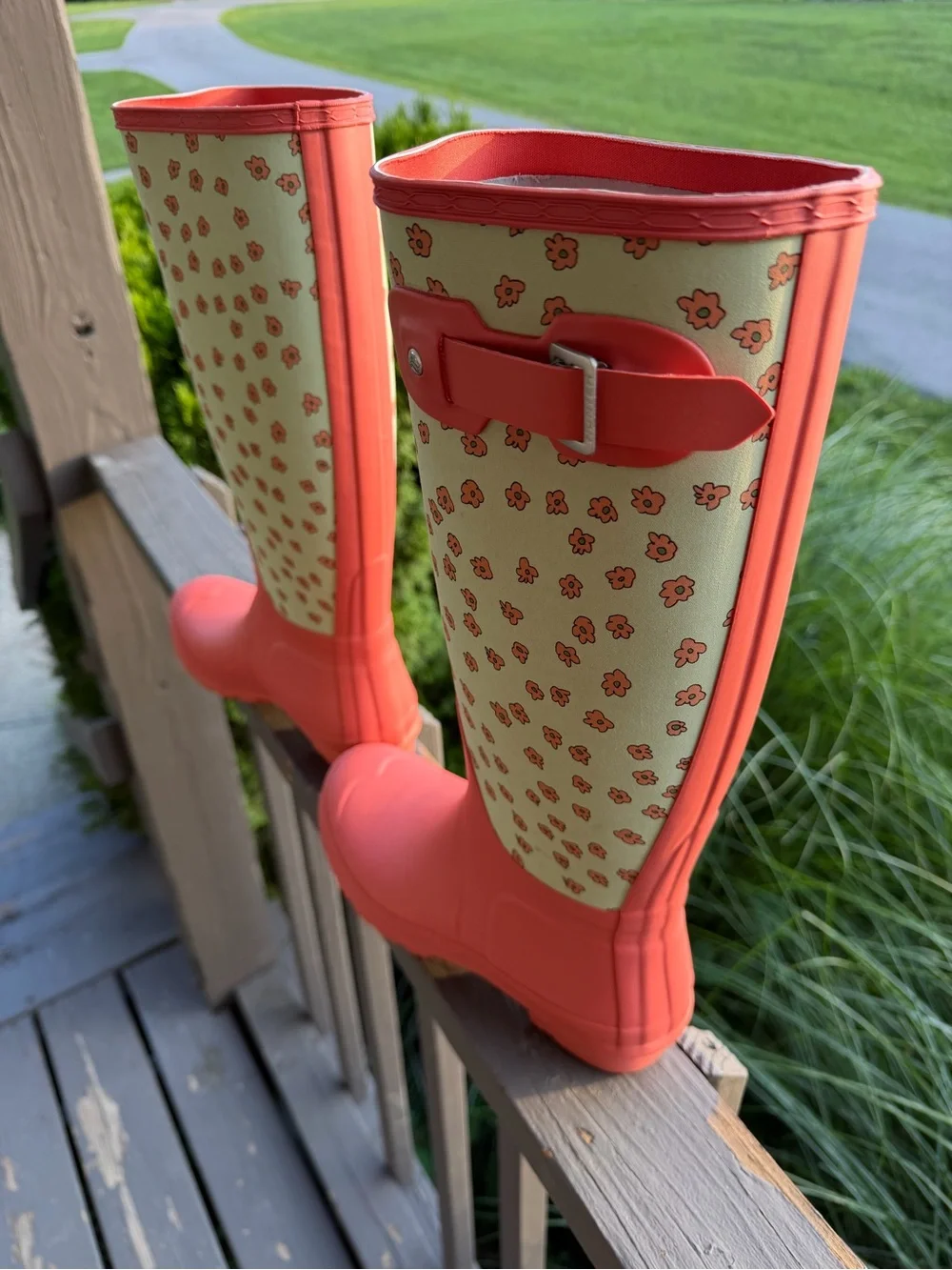 Brand New Hunter Coral & Mint Floral Tall Rain Boots